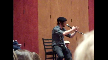 Jackson Rathbone answering New Moon questions at Twicon 2009.