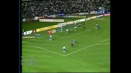 Много красив гол на Roberto Carlos 