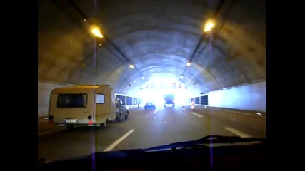 Kraz 255 aus Erfurt im Tunnel Jena A4 