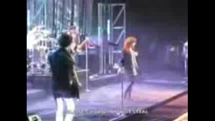 Demi Lovato & Jonas Brothers - On The Line [live]