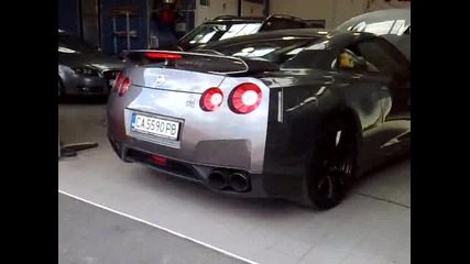 звукът на Gt - R r35 в Overdrive