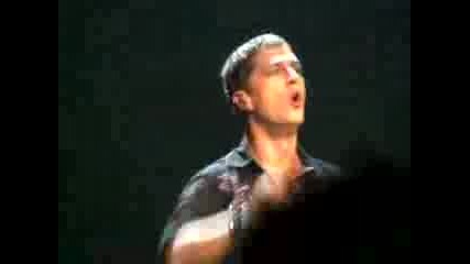 Rob Thomas - Lonely No More Live