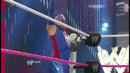 Enzuigiri off the Top Rope - Alberto Del Rio