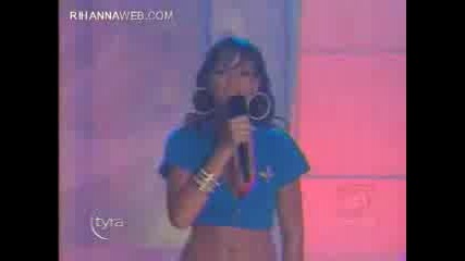 Rihanna - Pon The Replay (live)