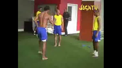 Joga Bonito 3 Brazilians And A Ball