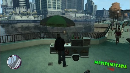 Grand Theft Auto Iv - Луис си хапва хот - дог 
