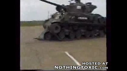 Да Не Паднете От Смях! Skoda 120 Vs Tank