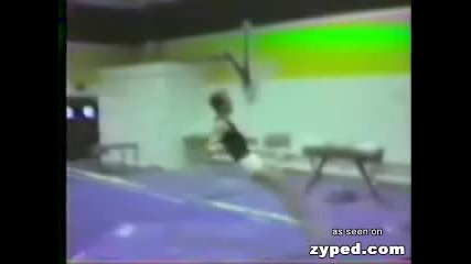 Gimnastik Si Chupi I Dvata Kraka