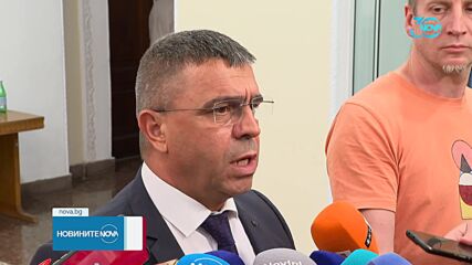 Освобождават директора на жандармерията и баретите?
