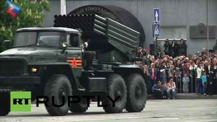 Ukraine: LPR marks the 70th anniversary of WWII victory with military parade