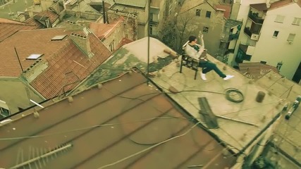 Превод !!! Emina Jahovic feat Dzenan Loncarevic - Beograd prica