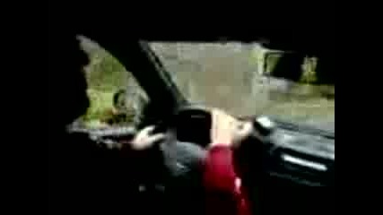 сляп човек кара кола