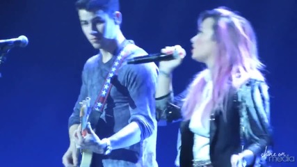 Demi Lovato & Nick Jonas - _here We Go Again_ (neon Lights Tour - Anaheim) 13.02.2014 г.