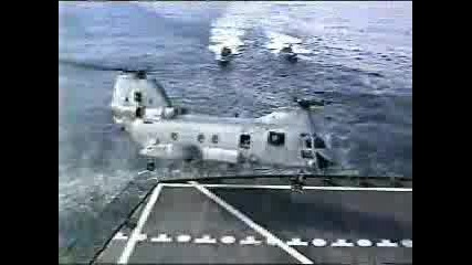 Вертолет Цопва Във Водата
