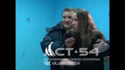 Пияна и нервна срещу руската полиция