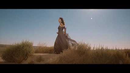 испанска-версия-selena-gomez- Un Ano Sin Lluvia