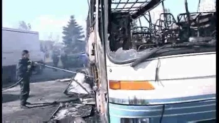 Палеж! Два пътнически автобуса изгоряха в Бургас - Novinitepro.bg 