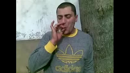 Радо прашката към Азис ... Golqm Smqhh ..