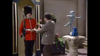 Mr.bean and the Guardsman 