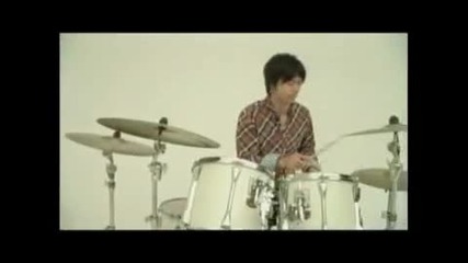 Unchain - The World Is Yours 