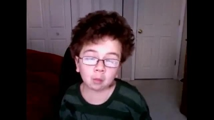 детенце пее Keenan Cahill