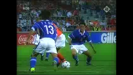 Dennis Bergkamp