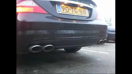 Mercedes - Benz Cls 5.5 Amg revving and accelerating 