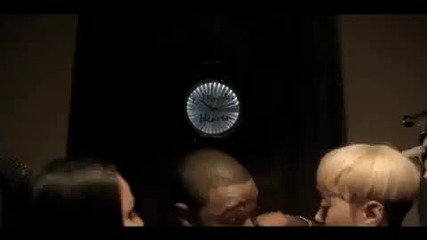 Chris Brown Ft. Kevin Mccall – Strip (official Video)