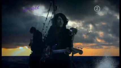 Arctic Monkeys - Crying Lightning 