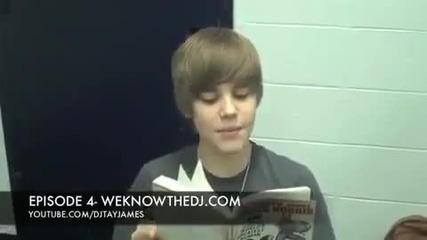 justin bieber read a book _d