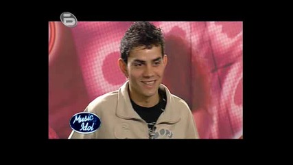 Music Idol 3 - Момче Пее Песен На Тони Димитрова, А Мария Го Порязва 