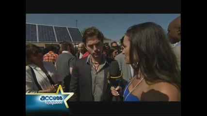 Teen Choice Awards_ Ashley Greene & Jackson Rathbone Interviews - Access Hollywood