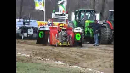 Tractor Pulling - Weseke - Hot Head