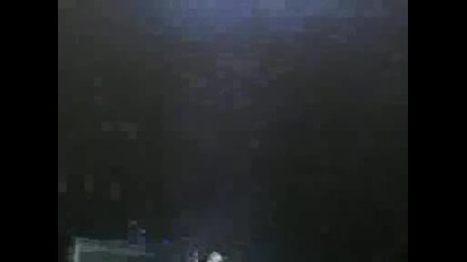 Drake Falls On Stage