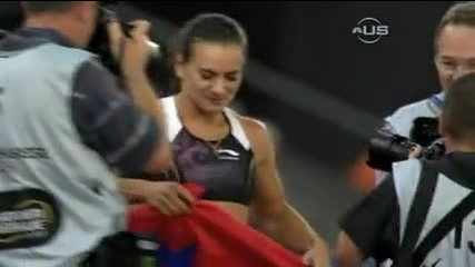 Elena Isinbaeva - Със световен рекорд от 5.06