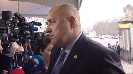 Борисов подкрепи Плевнелиев за референдума