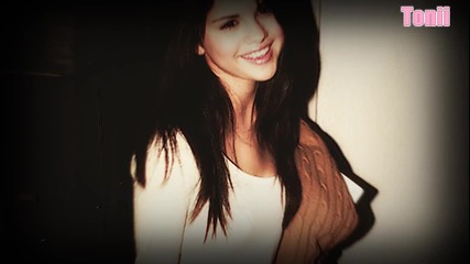 ( ( Smilee ) ) - Selena - owned by Dess