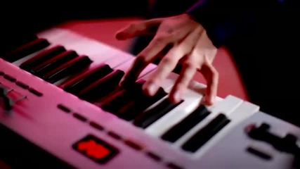 (2011) Voxis - Tell Me Everything Превод от A X I L M I R