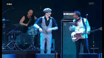Hakan Hellstrom - En Lang Lang Tid (live P3 Guld 2009).avi