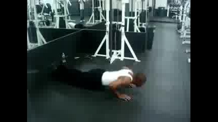 Flying push - ups