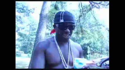 Maino ft. Gucci Mane - Beat That Pussy [no Dj]