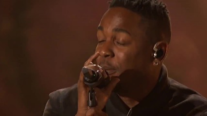 Kendrick Lamar - Swimming Pools / Poetic Justice (2013 Amas)