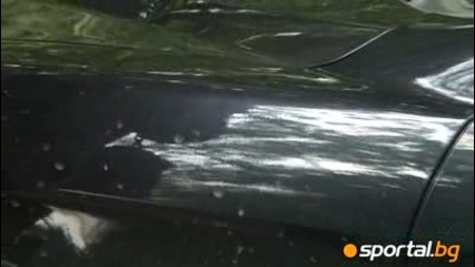 Вижте една от счупените коли от полицията след инцидентите в Ловеч