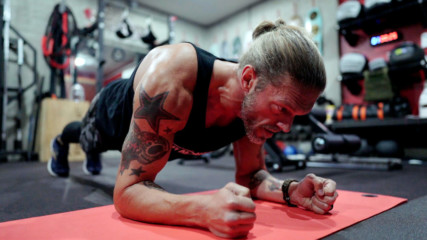 Young The Giant’s “My Body” powers Edge’s workout on WWE 24