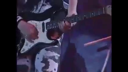 Iron Maiden - Hallowed Be Thy Name (live @ Rock In Rio) 