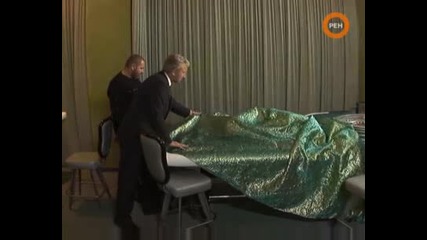 Голи И Смешни - Голото Крупие