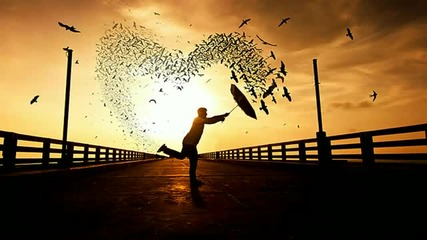 Miss Luna Ft. Q Derhino - Happiness Is True (florito Mix)
