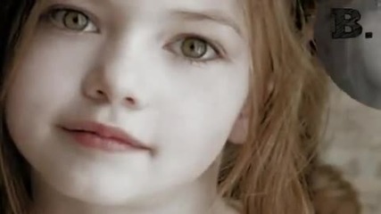 Mackenzie Foy - One Less Lonely Girl