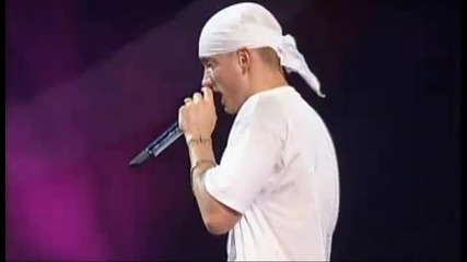 Съблазнително представяне !! Eminem - Superman