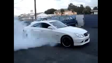 Mercedes Cls 63 Amg Burnout